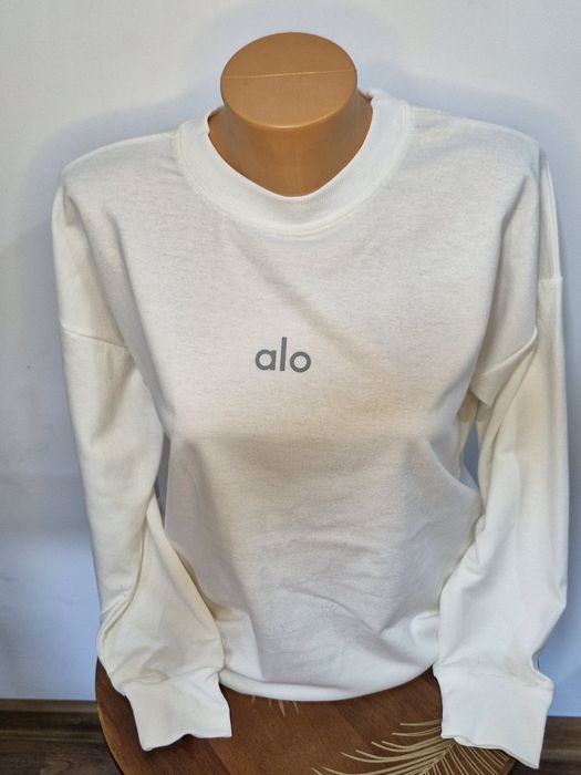 Блузи на alo yoga