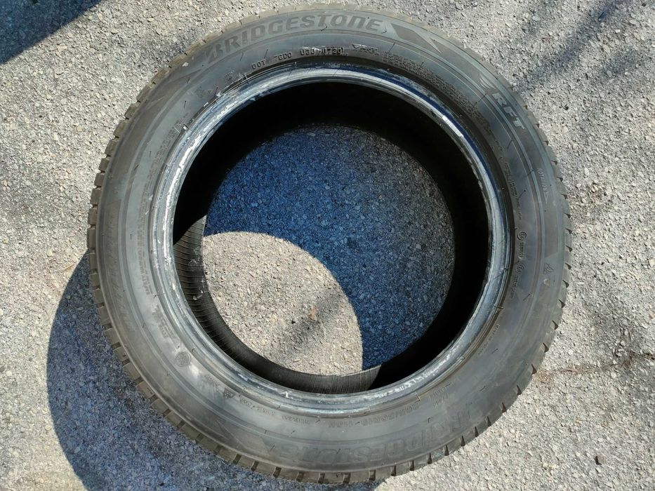 Bridgestone Blizzak LM001 265/50/19 RFT