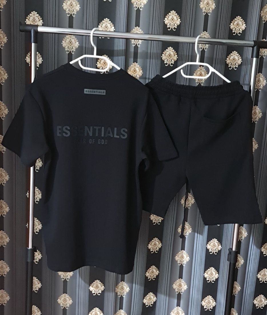 Compleu  trening  Essentials   / Trapstar  / denim tears  / bape syna