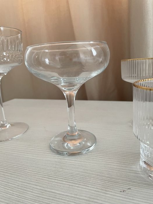 Продам бокалы, декор книги, колбу