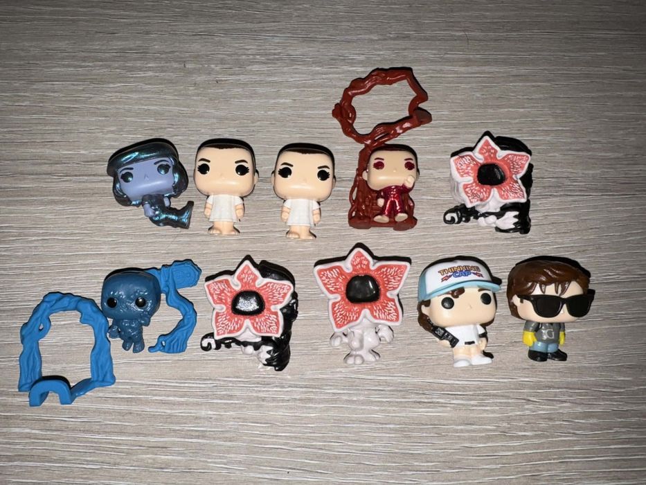 Stranger things kinder joy