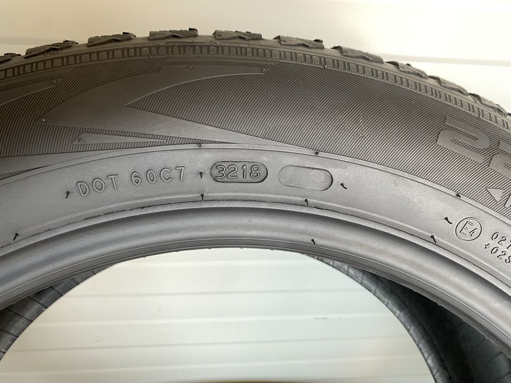 4бр зимни гуми 225/55/17/Nokian D4 Winter 5.8мм/3218dot