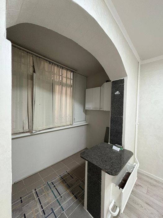 1комн кв 10 мкр 21 д 2 эт