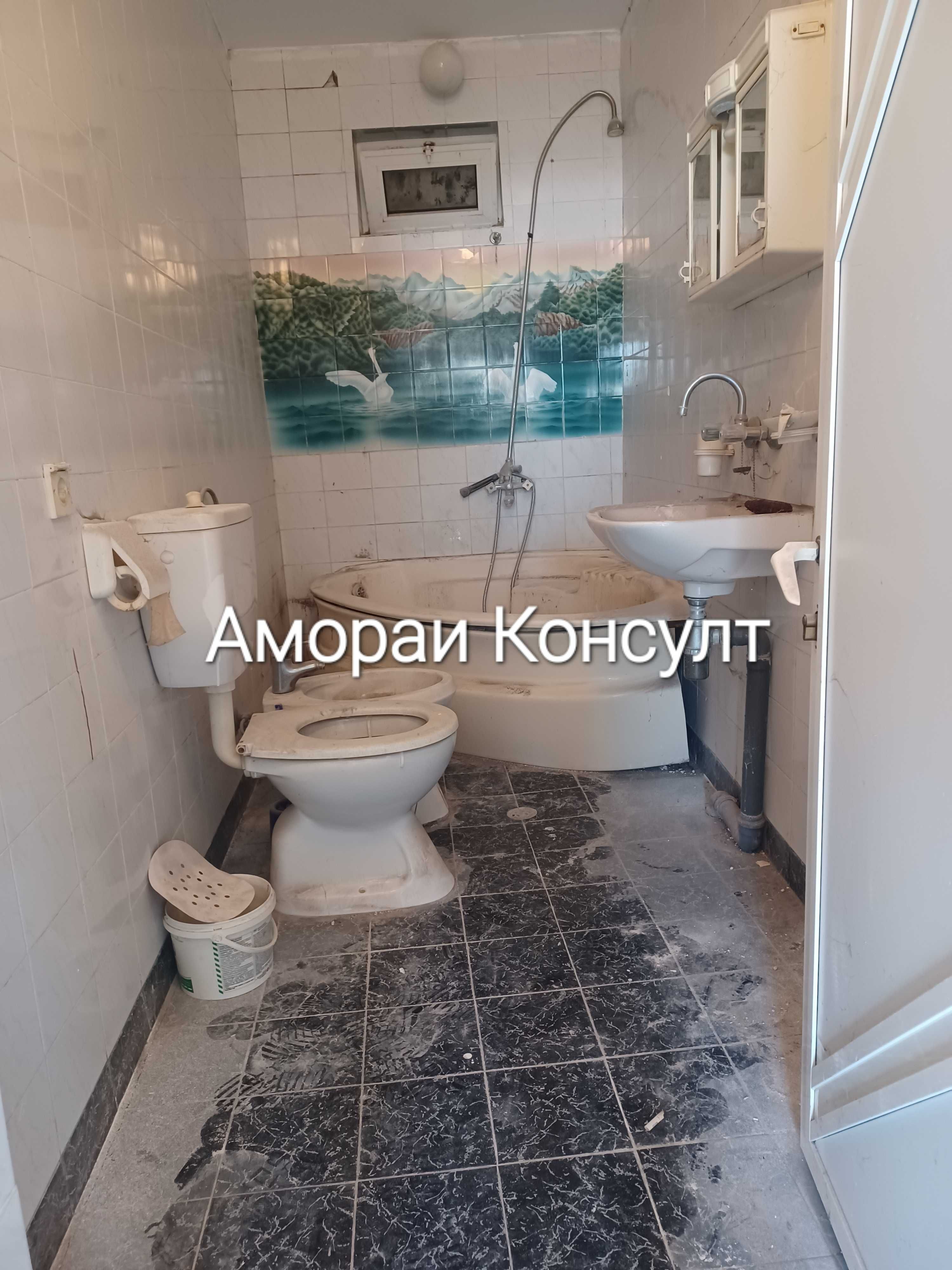 Къща в кв. Долно Езерово