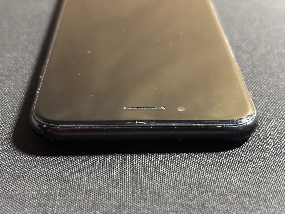 iPhone SE 2020 / Black / 64GB