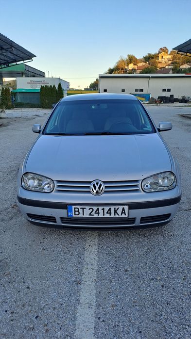 Продавам VW голф4