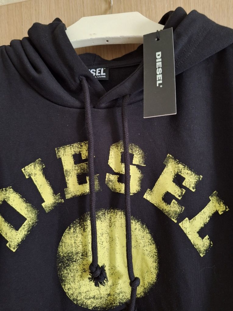 DIESEL оргинален суичер