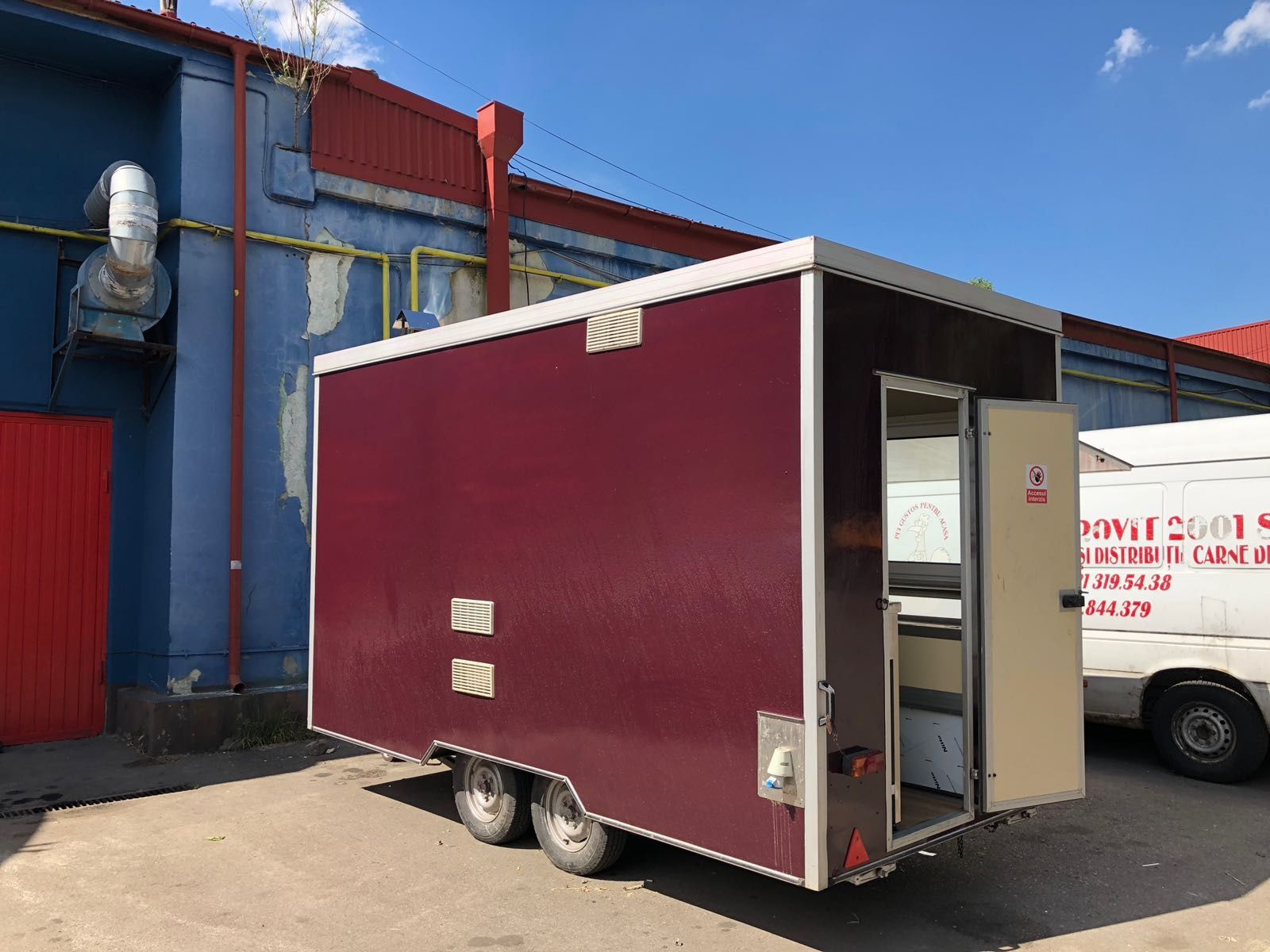 2 rulote food truck (Afacere la cheie)