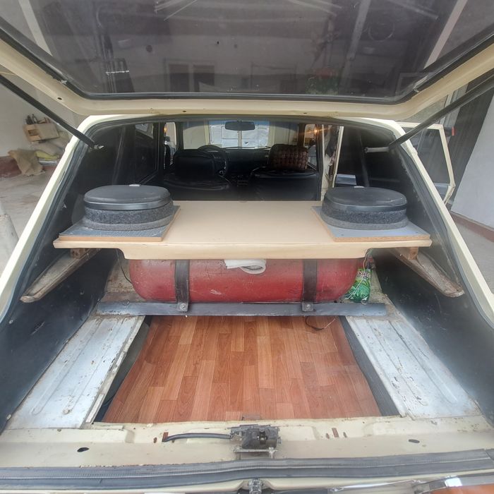 Продается ИЖ Комби Срочно