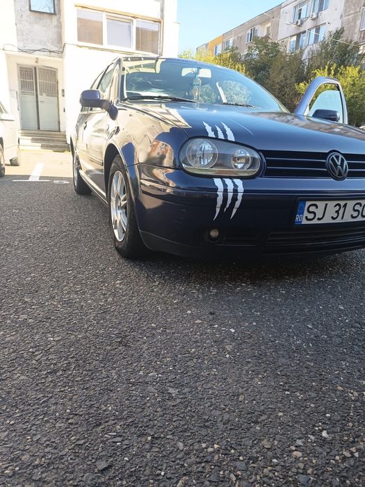 Volkswagen  Golf 4