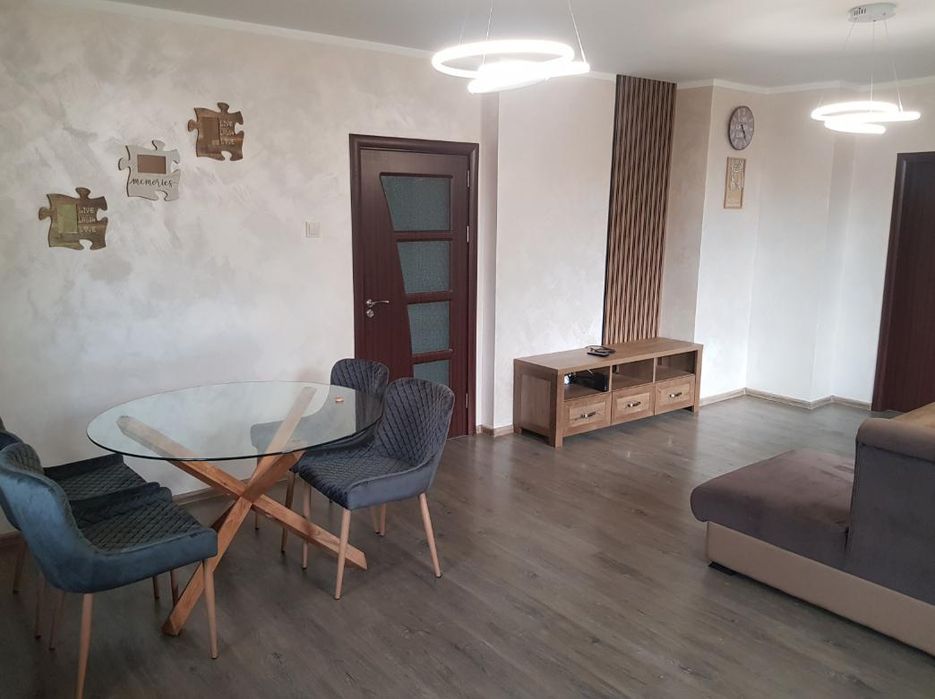 Дава се под наем Тристаен апартамент в Пловдив, Христо Смирненски - 95 кв.м за 475 € - Снимка #1