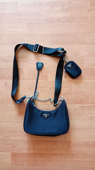 PRADA нова оригинална !