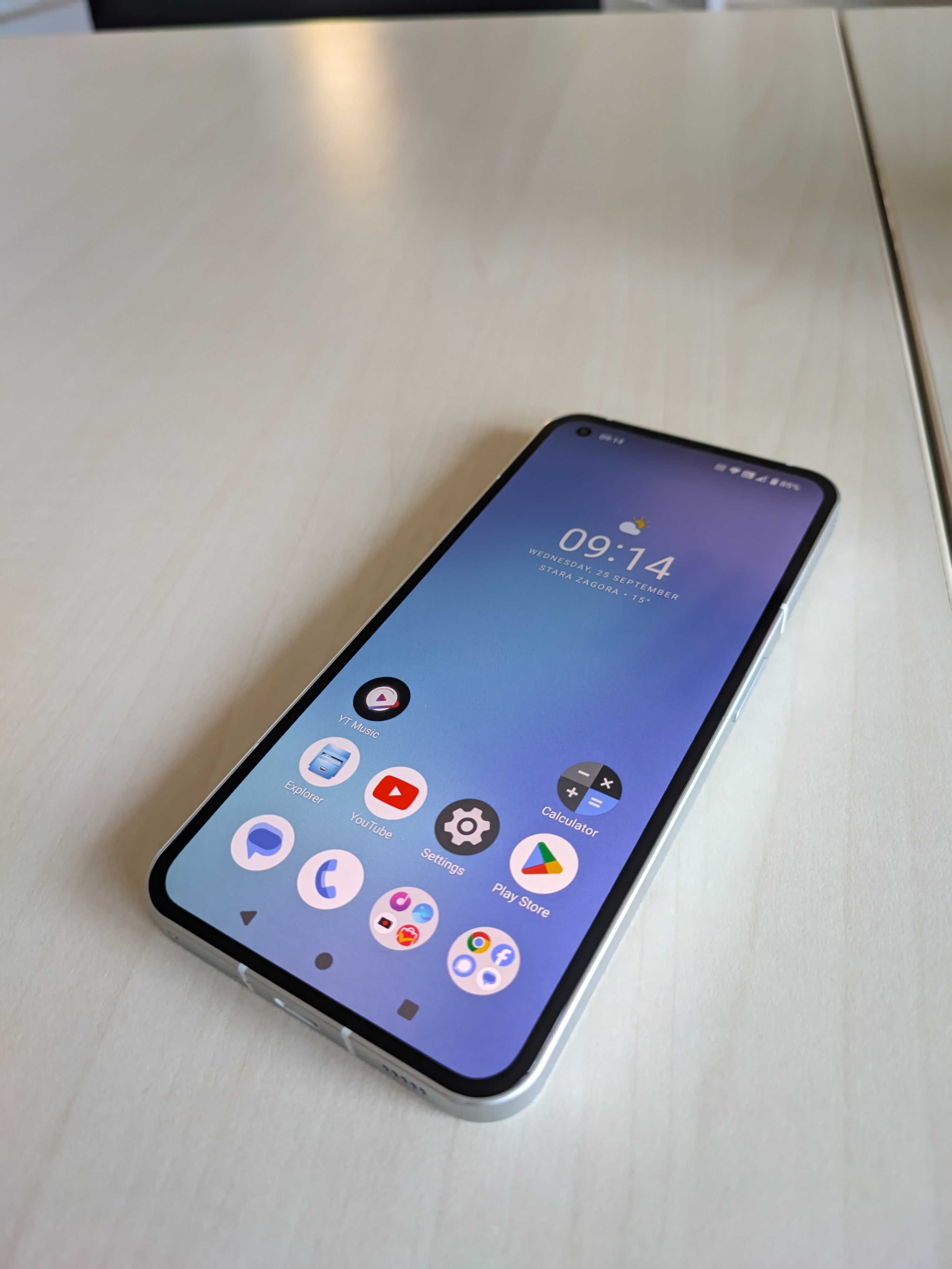 Nothing Phone 1 - 8/256GB, Бял цвят