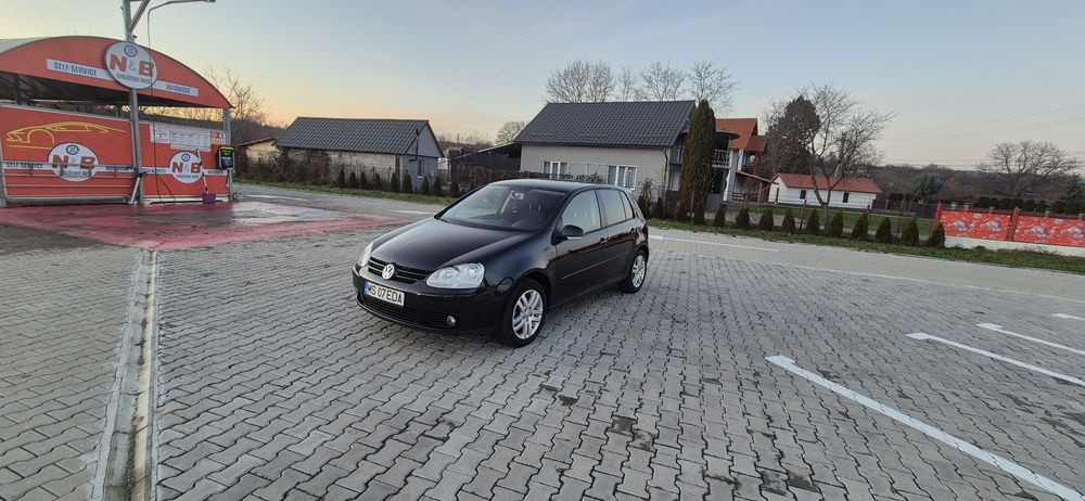 Volkswagen golf 5 , 1.9 tdi , 105 cp , cod motor BLS