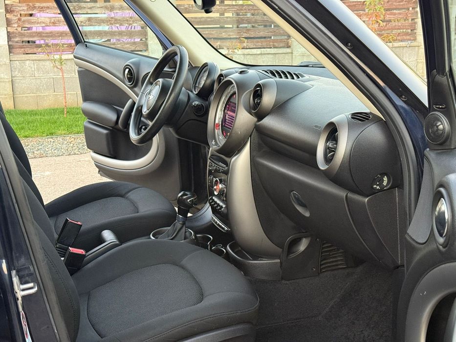 MINI ONE countryman automatic/navi/harman kardon