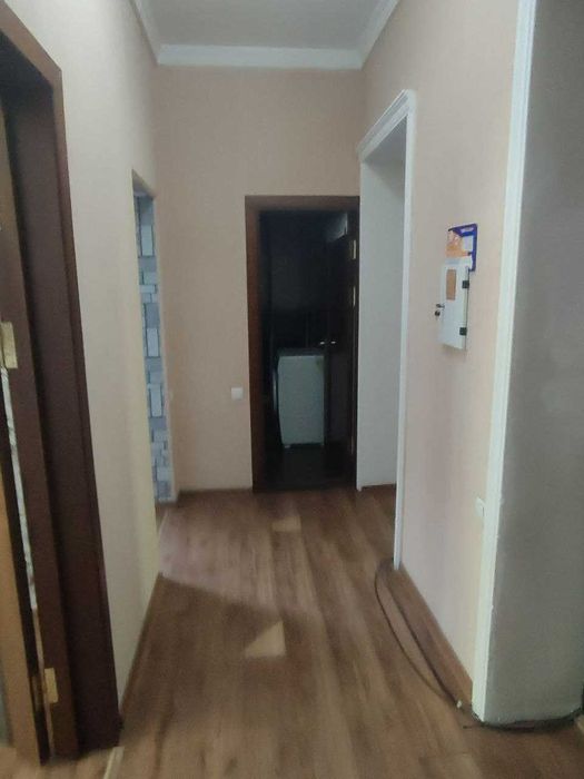 СРОЧНО ! аллея Гагарина 2/3/4 Высокопотолочка