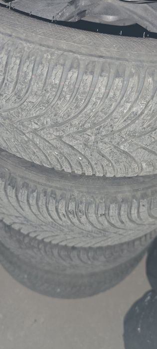 Метална кора под двигател sx4 чисто нова и гуми за Сузуки зимни