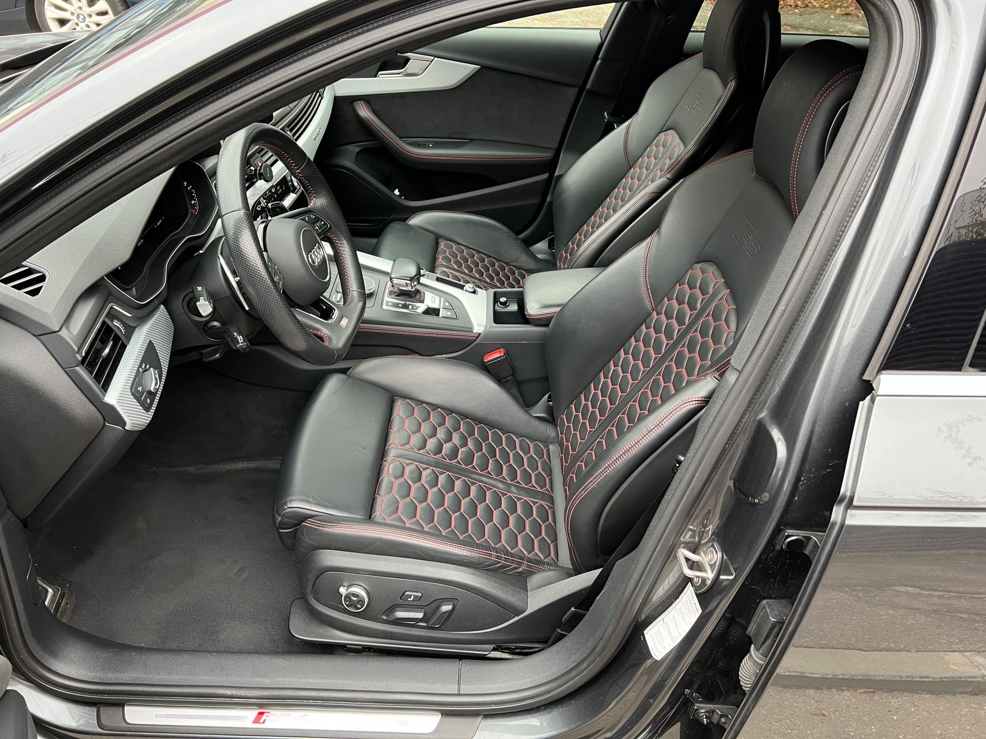 Scaune Interior Audi RS5 RS4 S5 S4 A5 A4 B9 8W full piele RS logo