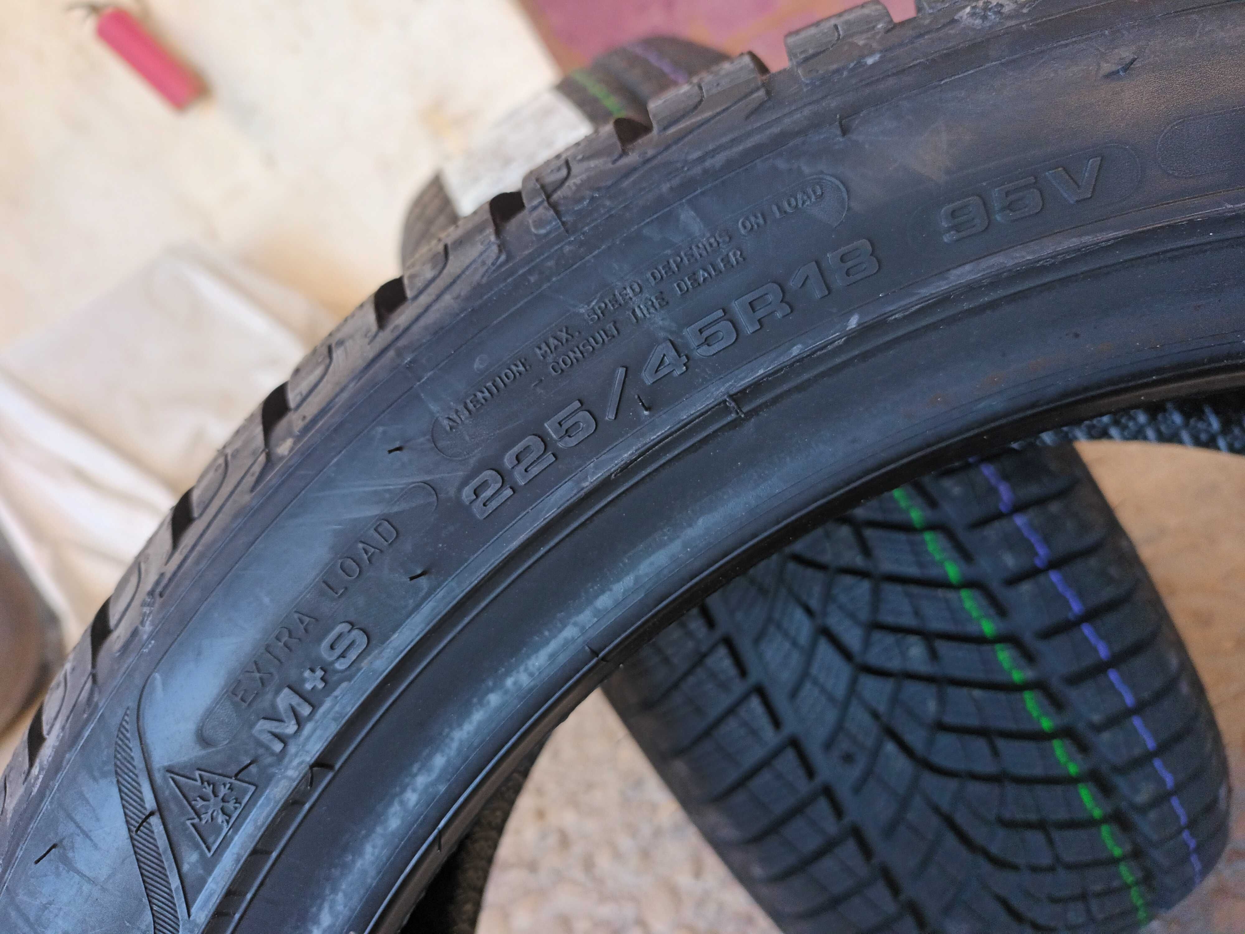 2 Нови зимни гуми 225/45 R18 Goodyear UltraGrip Perf+ 95V M+S Germany