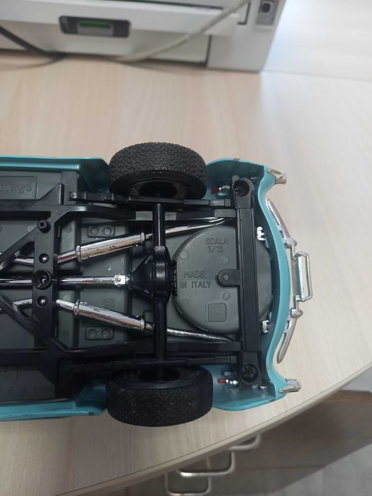 Метална кола chevrolet 1/18