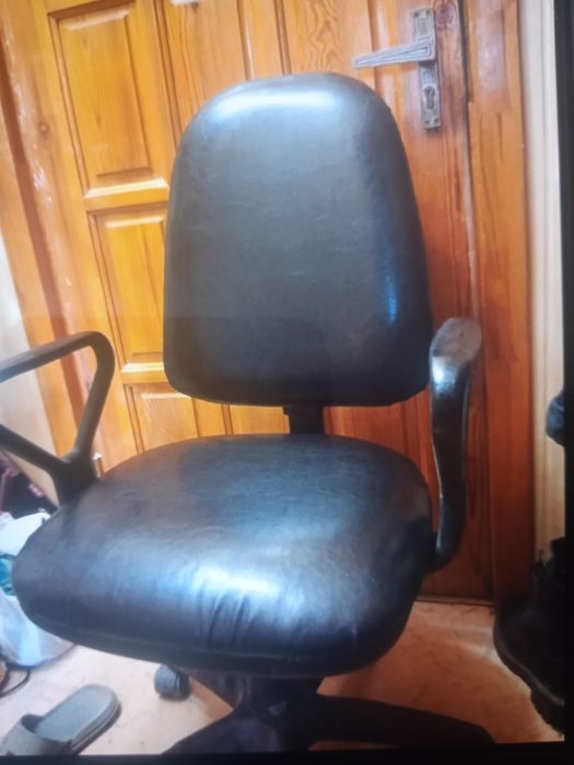 Продам компьютерные кресла