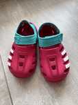 Сандали Adidas.