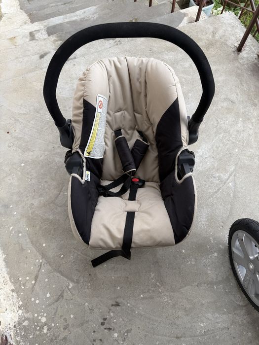 Комплект бебешка количка,столче за кола и кошер