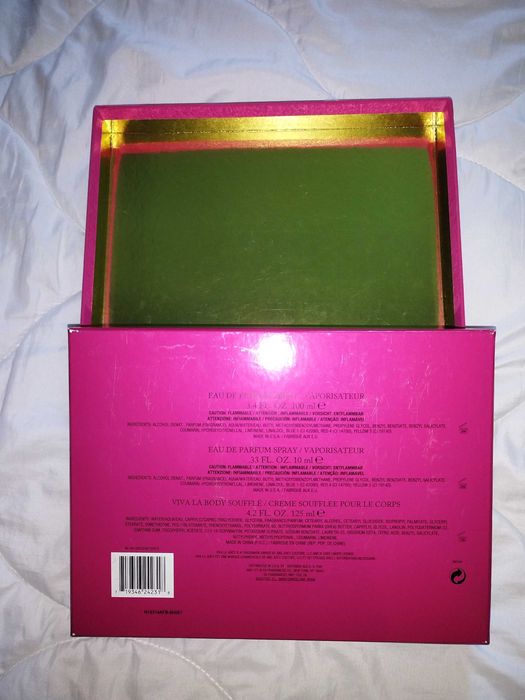 Cutie depozitare, capac catifea, fucsia. Juicy Couture. Folosit o data