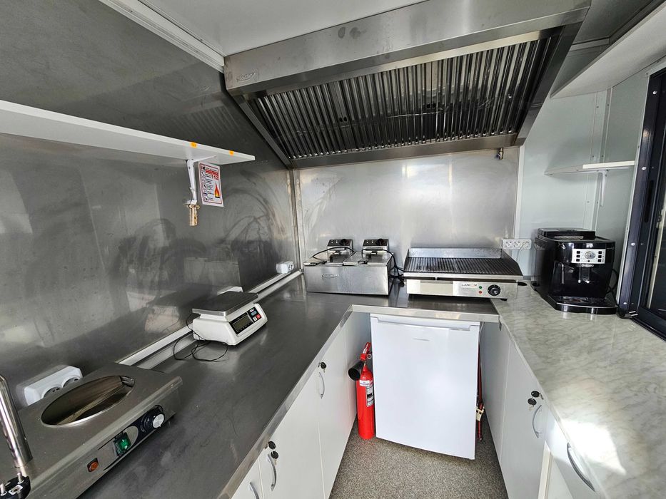Rulota comerciala, fast food, food truck de inchiriat / DE VANZARE !!