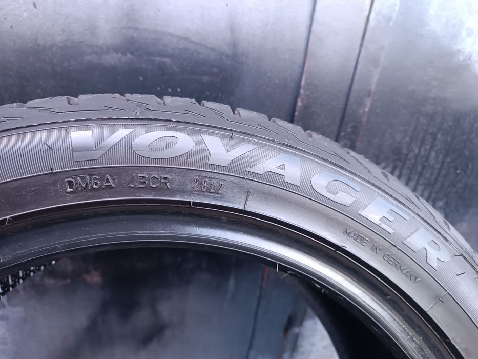 215/50/17 Voyager Дот 2822