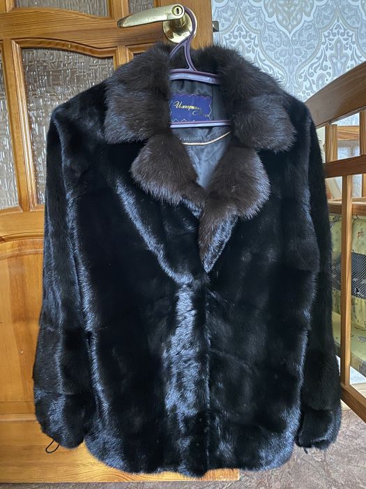 Продаётся шуба из норки!
