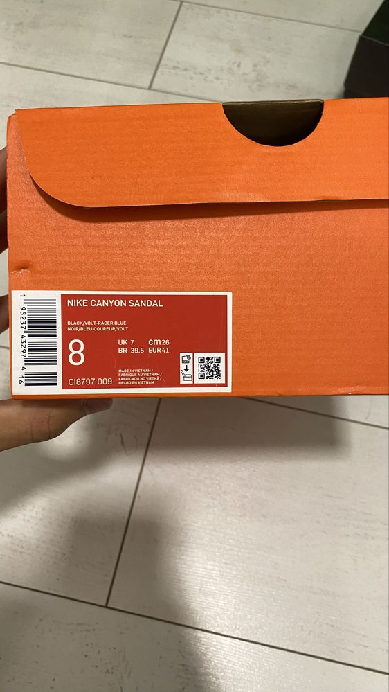 Nike canyon сандали