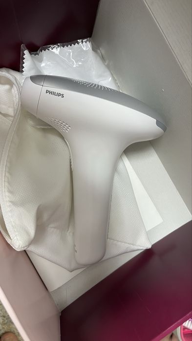 Vand aparat epilat IPL Philips Lumia