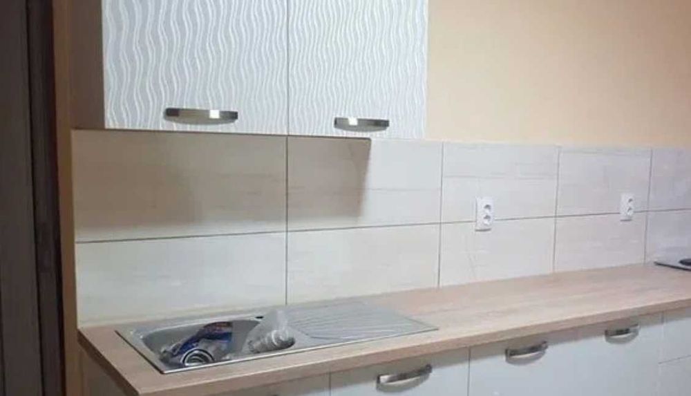 Дава се под наем Едностаен апартамент в Пловдив, Мараша - 32 кв.м за 168.3 € - Снимка #1