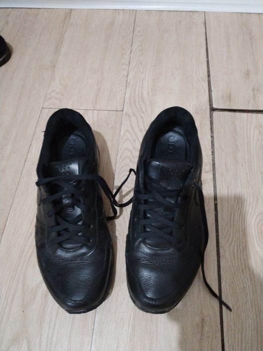 Продаётся обувь кожнные