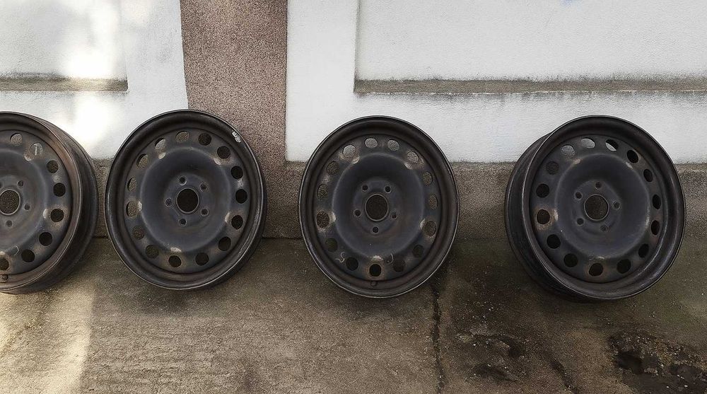 Vand 4 jante 16" din aliaj, gama Renault