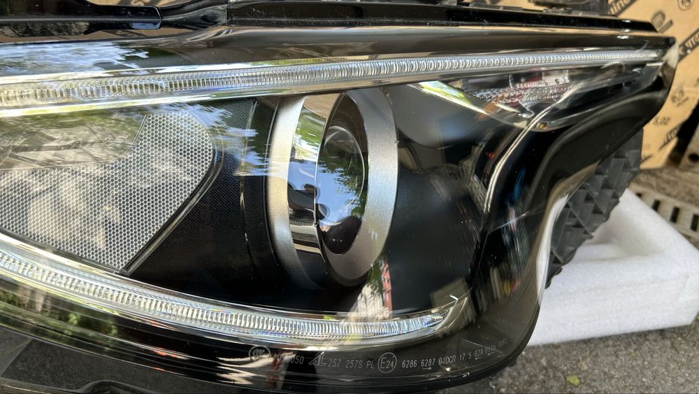 Alfa Romeo Stelvio Алфа Ромео Стелвио Предни фарове би ксенон