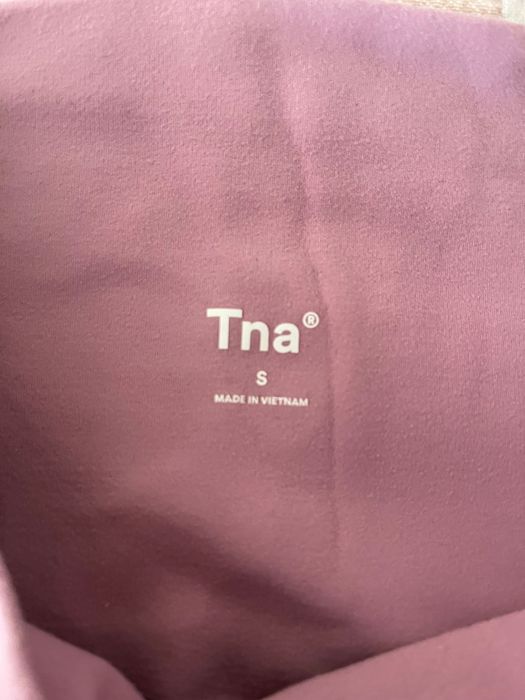 Colanti sport TNA/ARITZIA (marca americana)