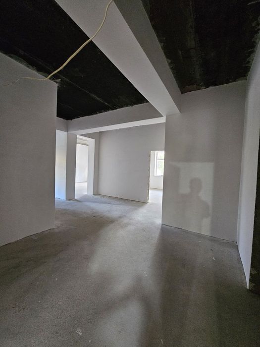 Продаётся  3х комнатная квартира