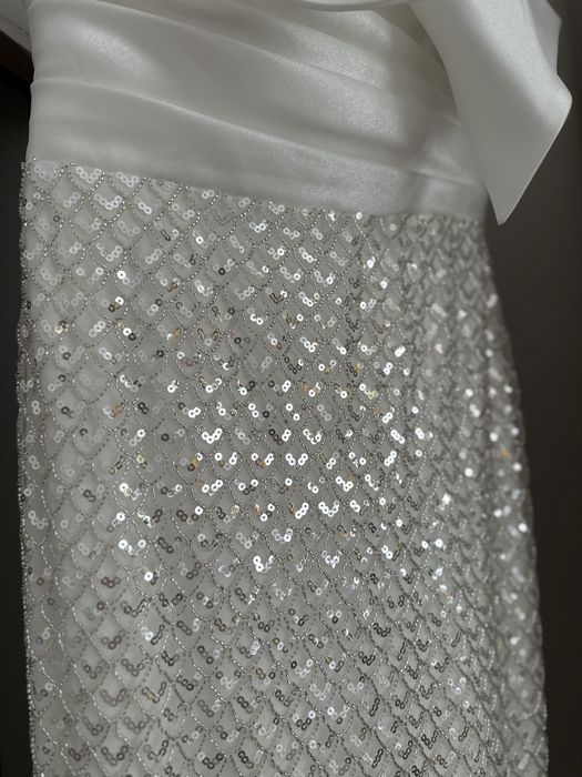 Rochie albă cu paiete