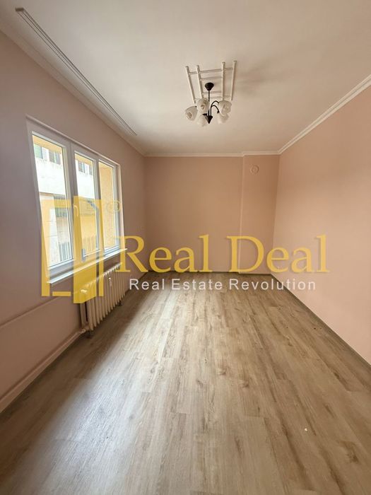 Дава се под наем Двустаен апартамент в София, Център - 80 кв.м за 550 € - Снимка #3