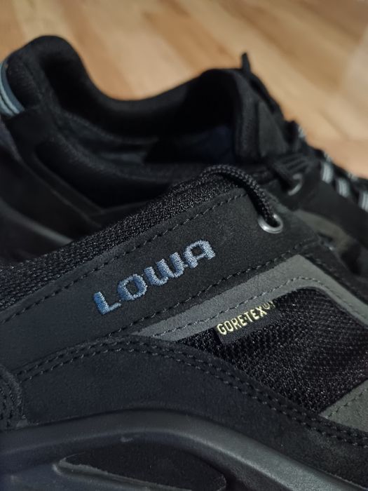 LOWA Sirkos GTX.