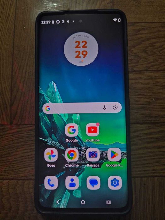 продается Motorola Edge 40 Neo 12/256 гб