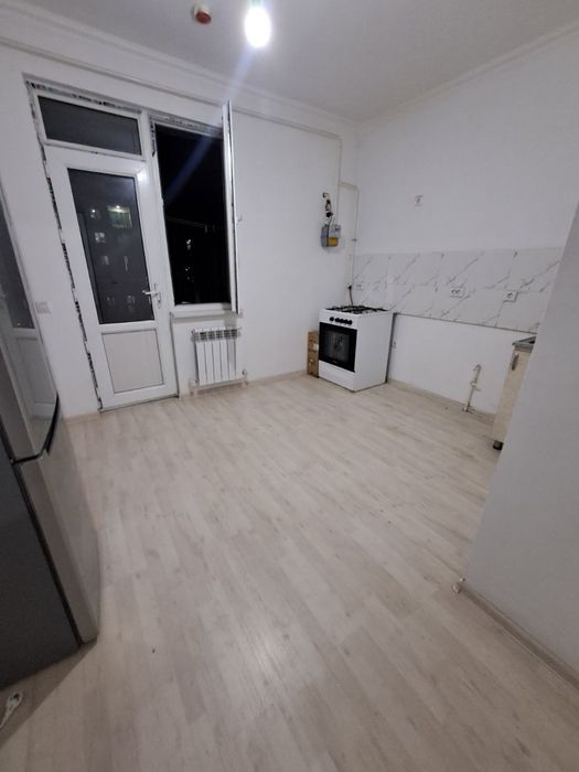 Яшнобод олмос махалла квартира сотилади