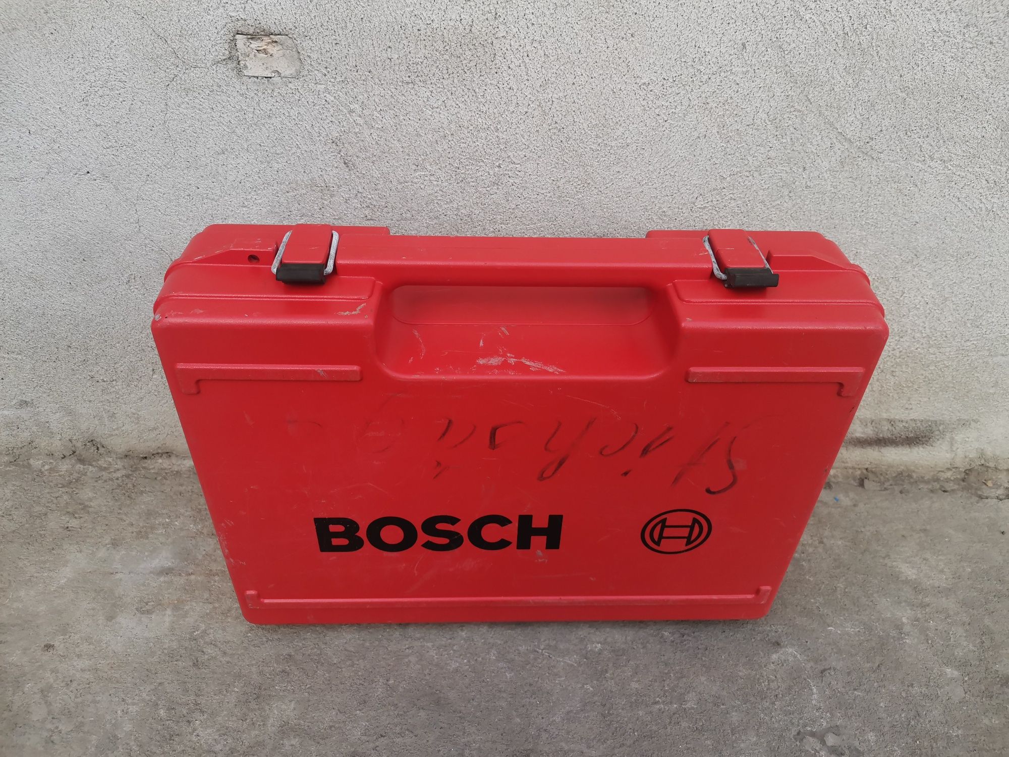 Fierăstrău pendular Bosch GST 60 PBE, Germania