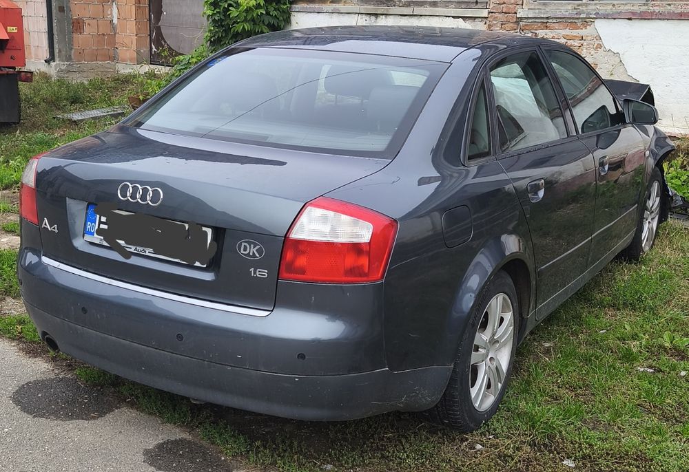 Audi A4, 2002, 1.6 benzina - avariat