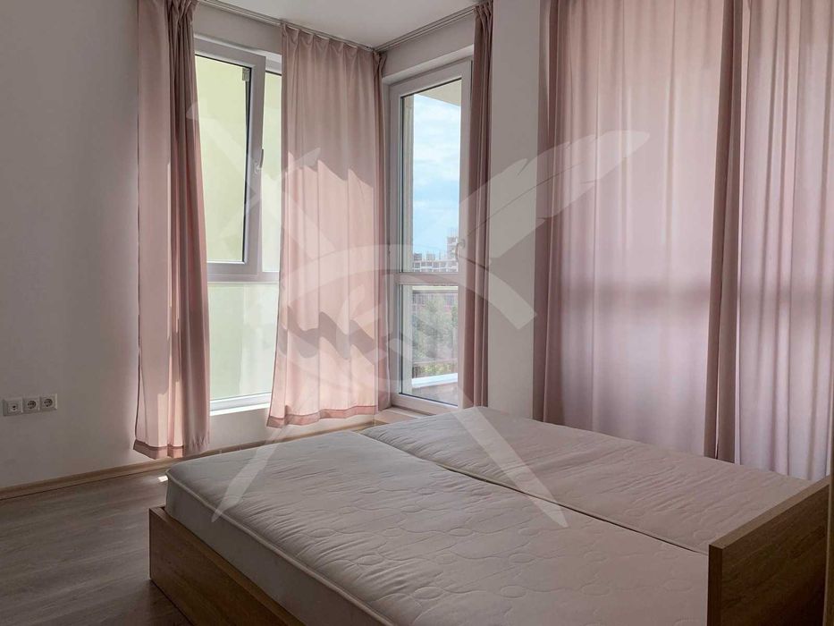 Дава се под наем Тристаен апартамент в Варна, Победа - 80 кв.м за 650 € - Снимка #2
