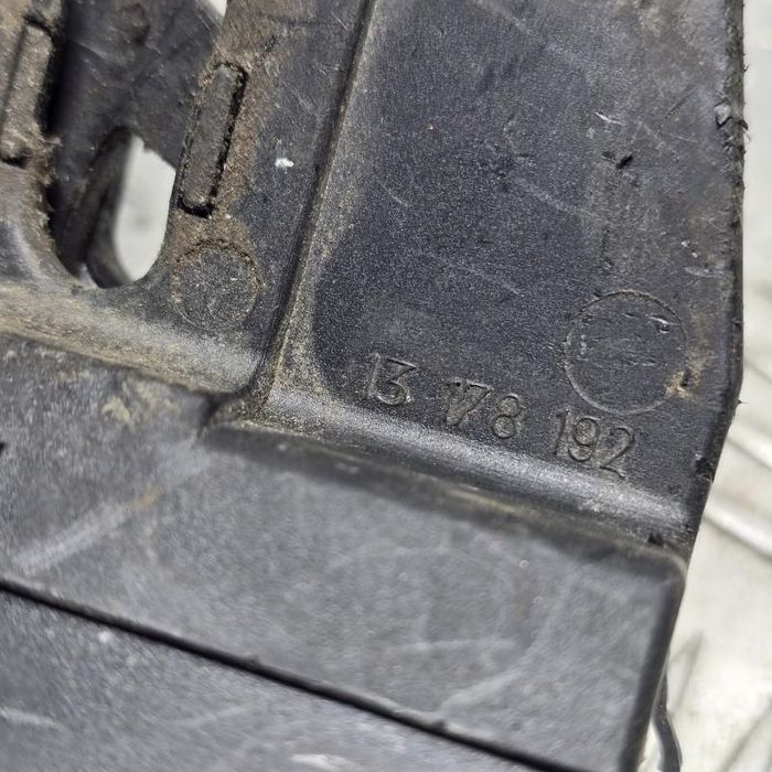 Broasca capota spate Opel Vectra C facelift