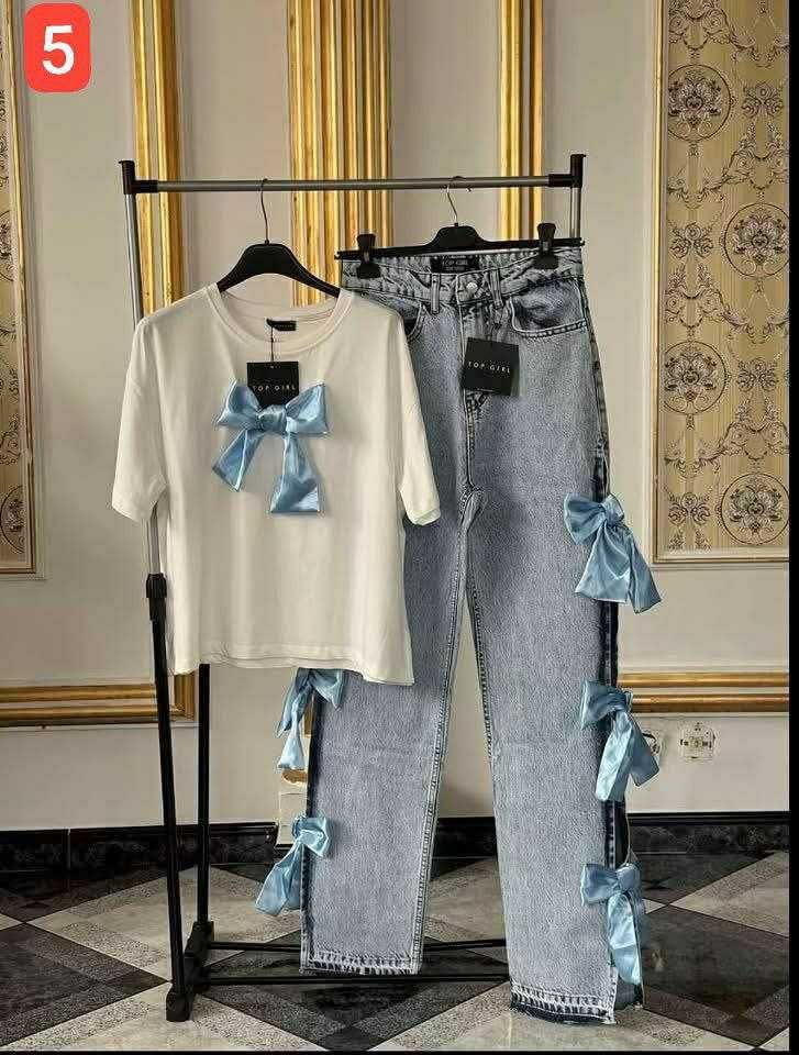 Set dama blugi și tricou cu fundițe