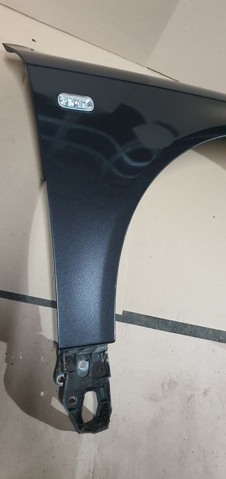 Aripa dreapta fata audi a4 b7 LZ7L